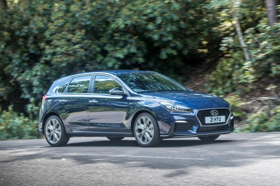  Hyundai i30 N Line (PD) 2018 года  (UK) (фото 19 из 40)